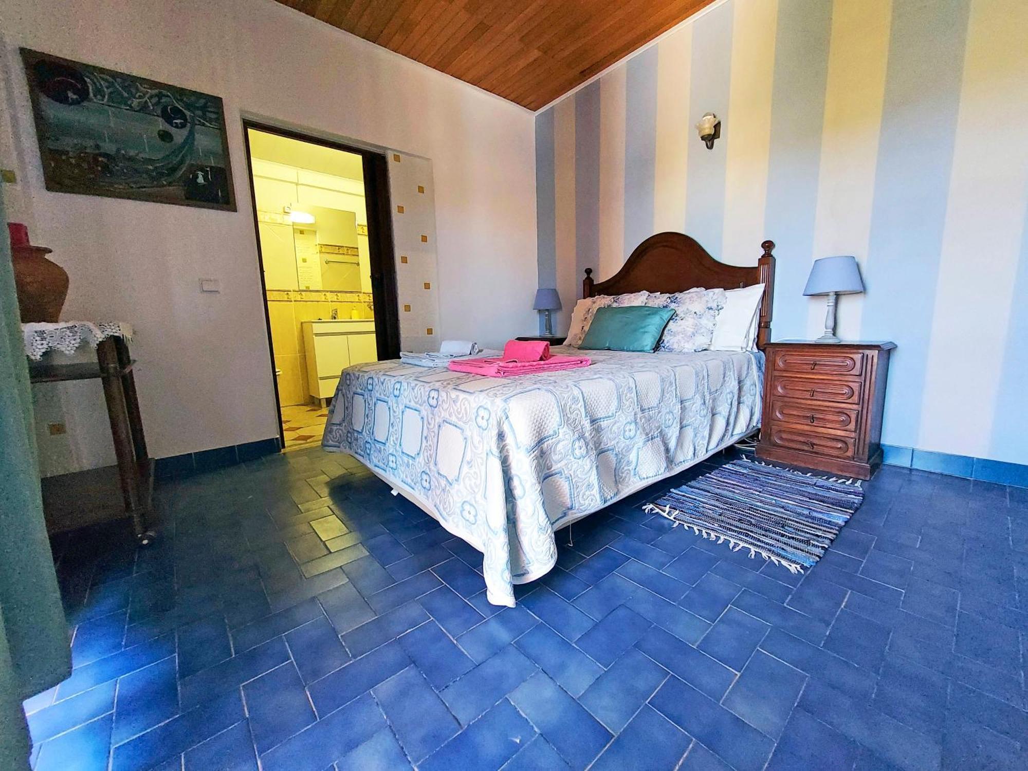 Vivenda Os Silvas Hotell Odiáxere Exteriör bild