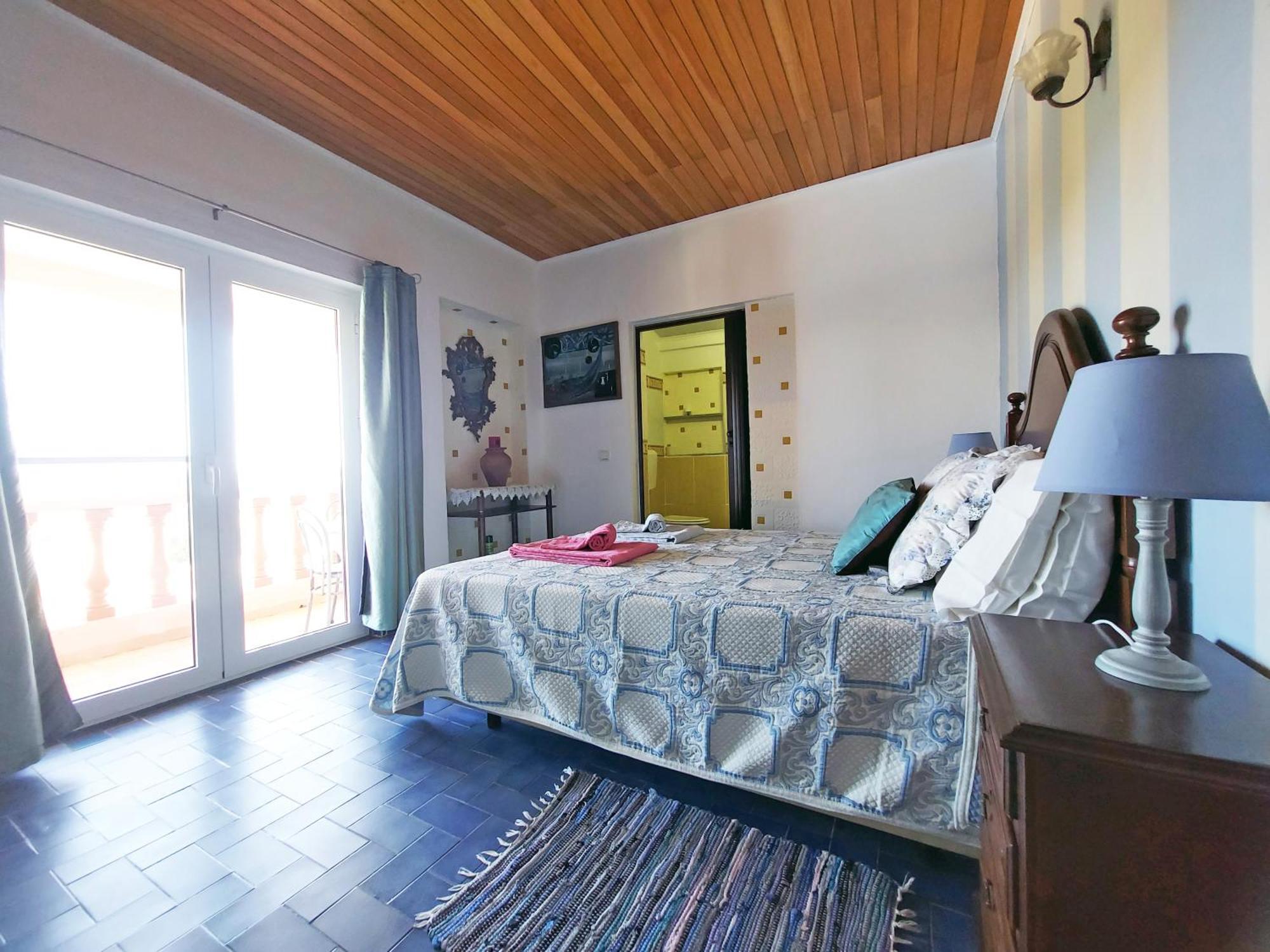 Vivenda Os Silvas Hotell Odiáxere Exteriör bild