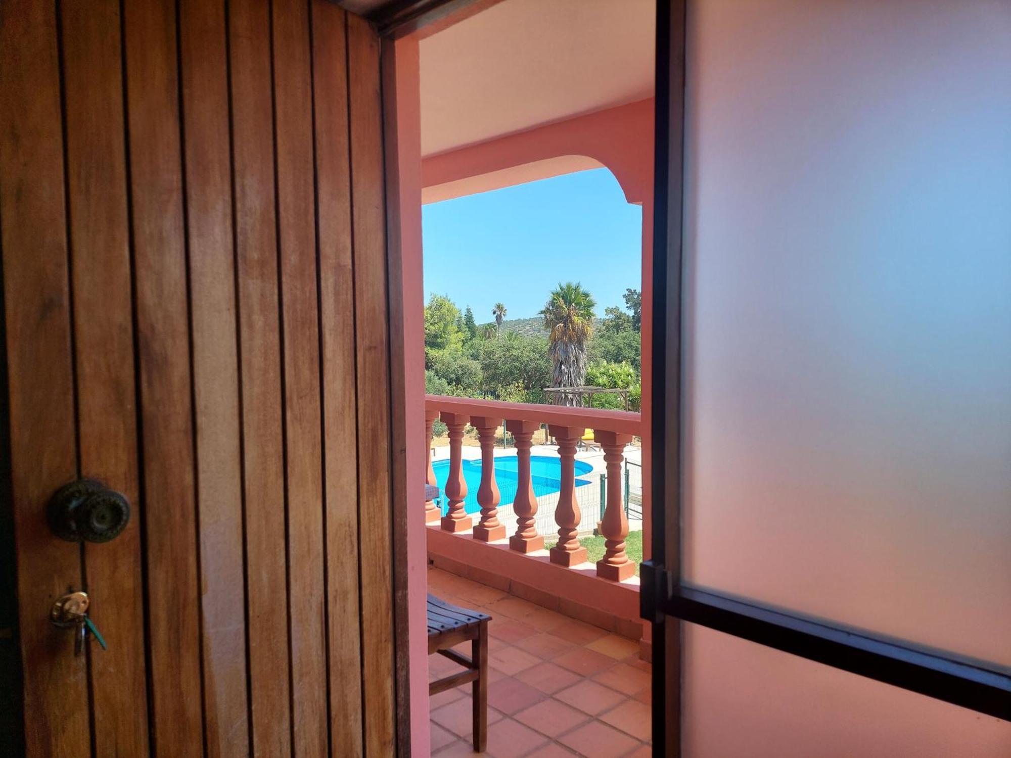 Vivenda Os Silvas Hotell Odiáxere Exteriör bild