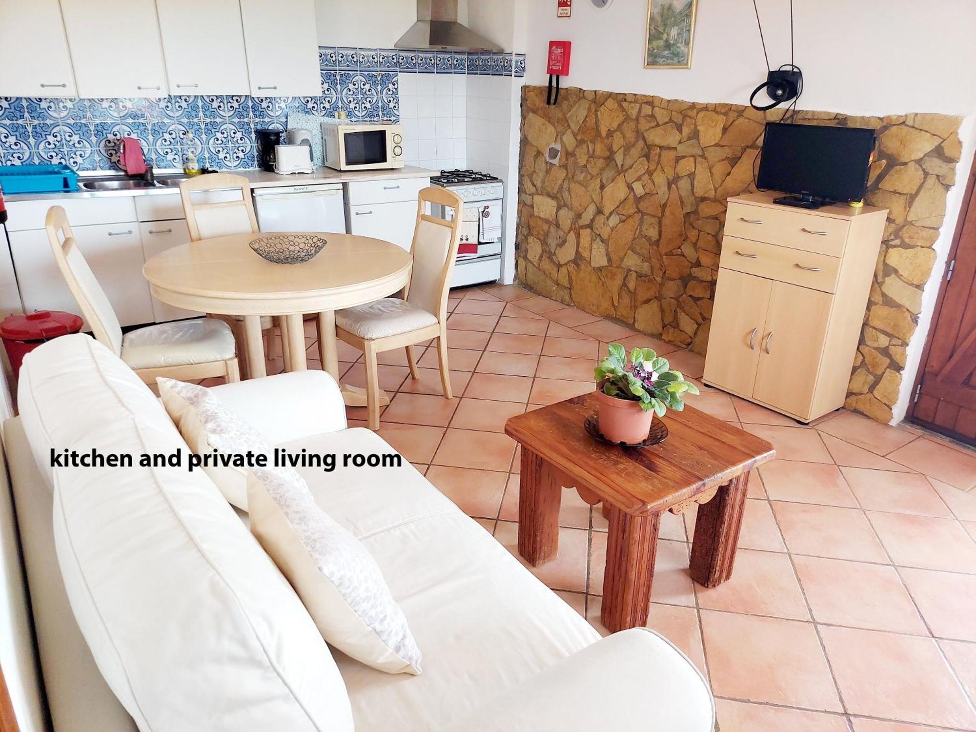 Vivenda Os Silvas Hotell Odiáxere Exteriör bild