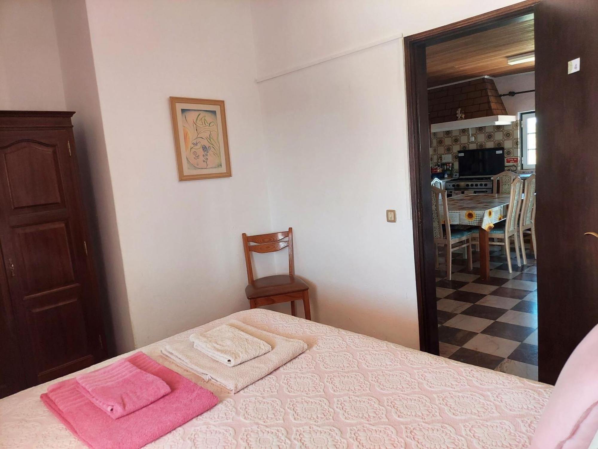 Vivenda Os Silvas Hotell Odiáxere Rum bild