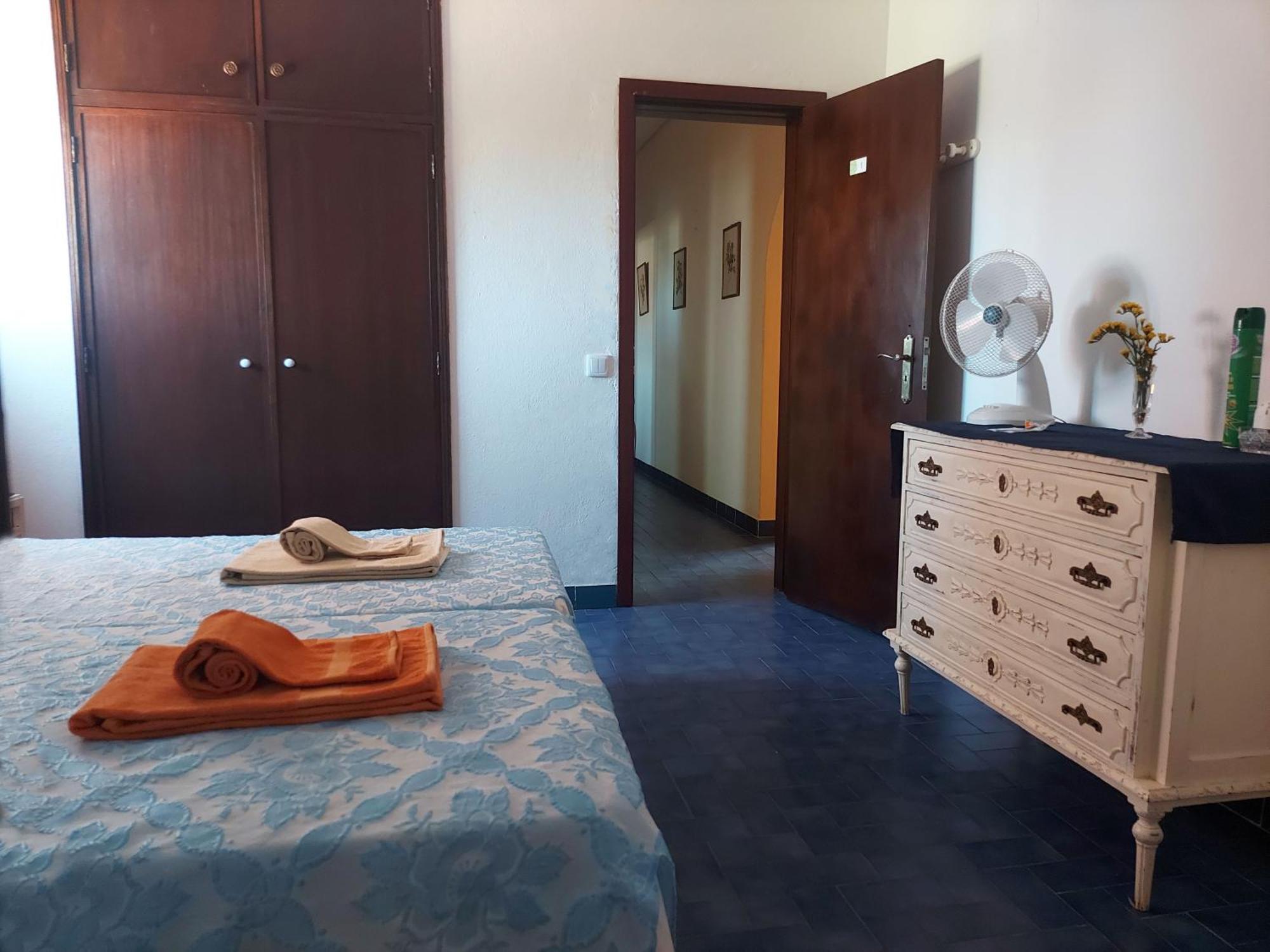 Vivenda Os Silvas Hotell Odiáxere Rum bild